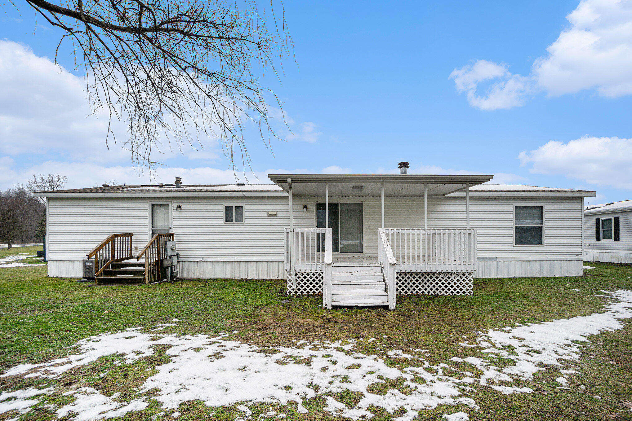 6501 Knights Way Kalamazoo, MI 49009 - Photo 15 of 15 Rear of Home