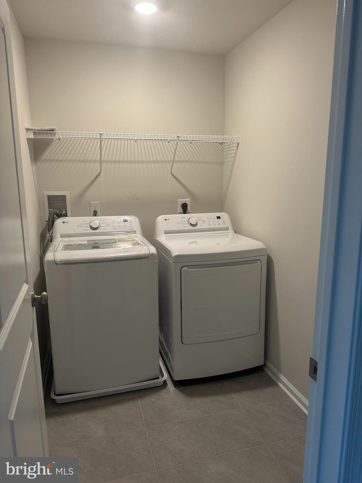 11 Lilac Circle Mount Laurel, NJ 08054 - Photo 35 of 43 a utility room with dryer and washer