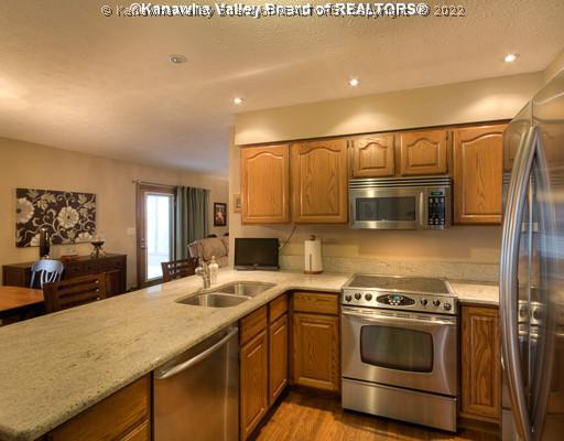 205 Forrest Road Hurricane, WV 25526 - Photo 5 of 16 Kitchen.