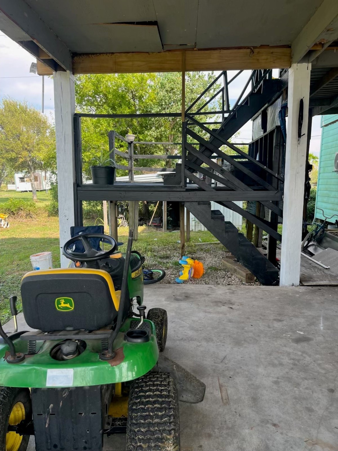 2125 Fairway Drive Angleton, TX 77515 - Photo 5 of 13 a view of outdoor space yard and patio