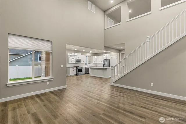 $735,000 | 651 South Kent Street, East Wenatchee, WA 98802