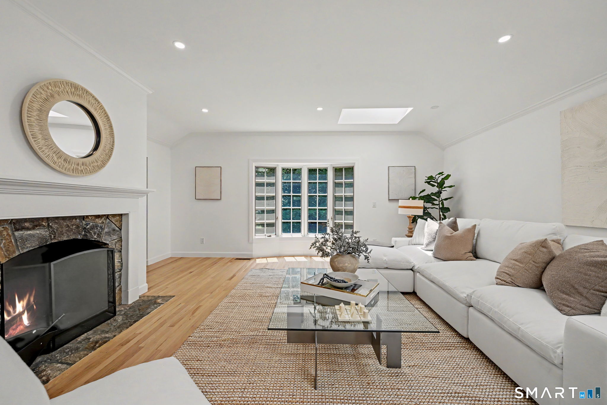 148 West Hills Road New Canaan, CT 06840 - Photo 18 of 40