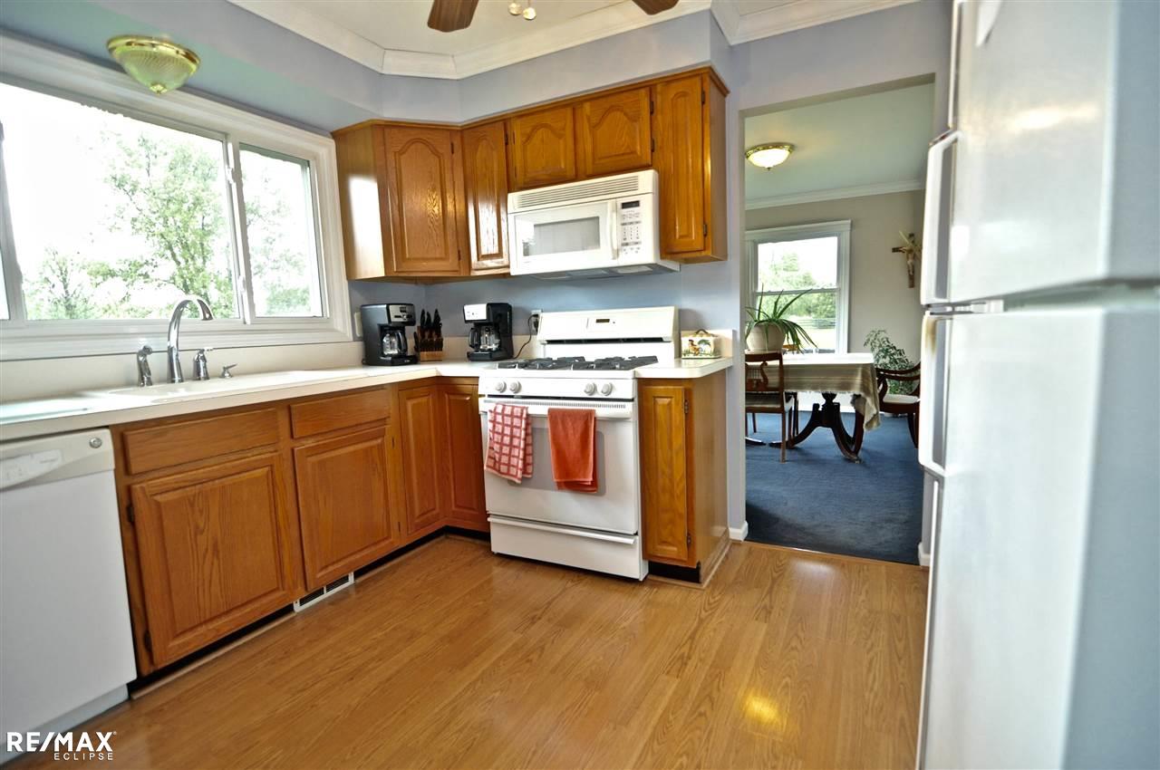 65165 Campground Road Washington, MI 48095 - Photo 8 of 42 31320222-7.JPG