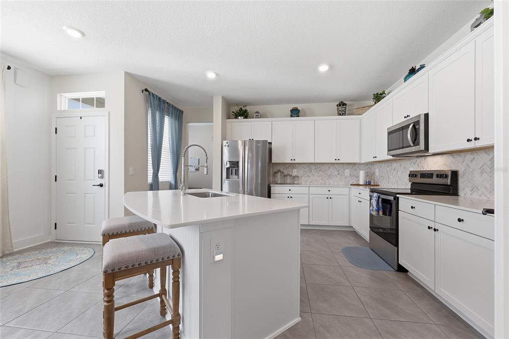 338 Redbud Road Palm Coast, FL 32137 - Photo 6 of 58 Gallery Image 6