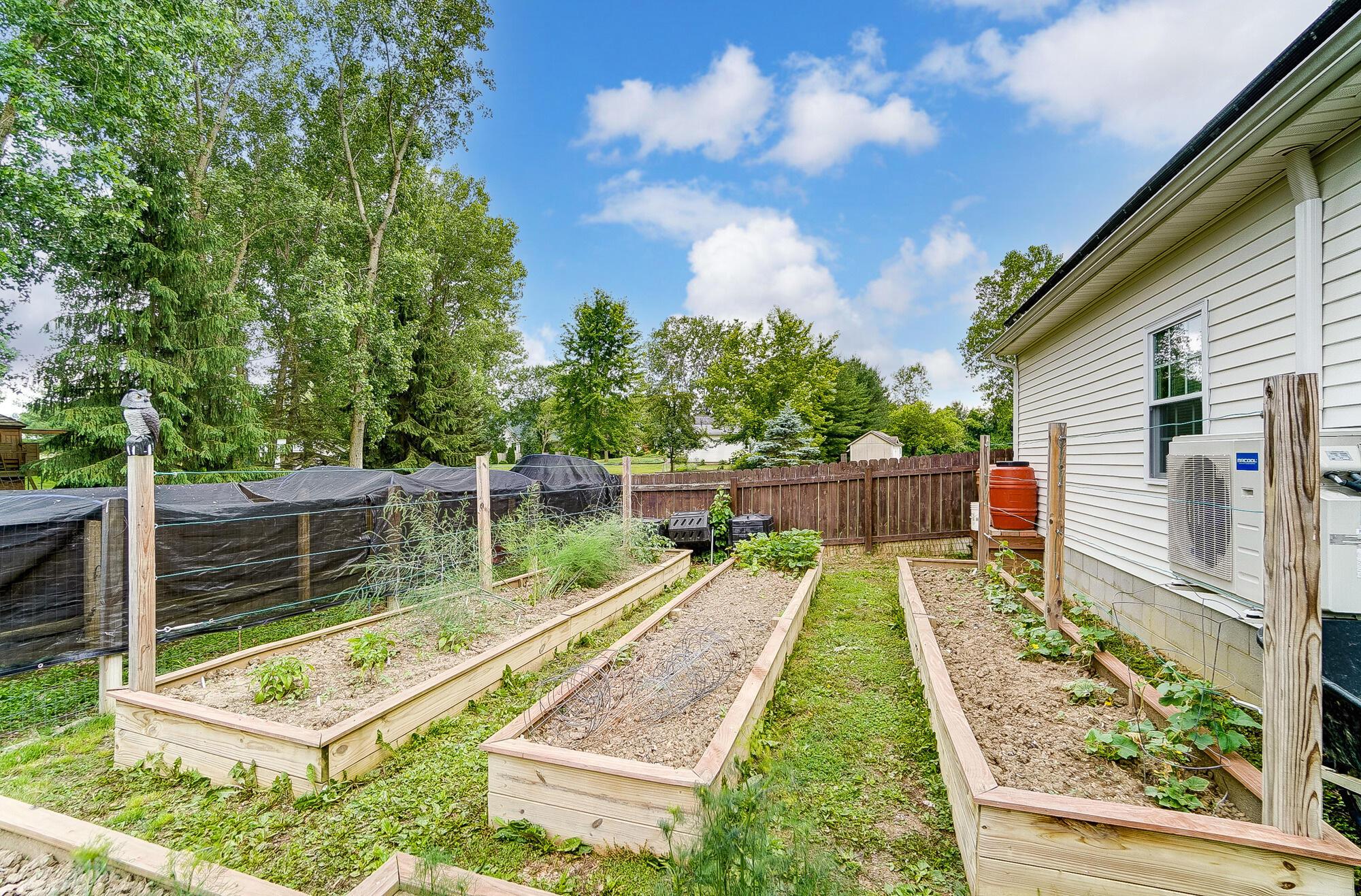 3944 Curve Road Delaware, OH 43015 - Photo 116 of 120 ORGANIC GARDEN