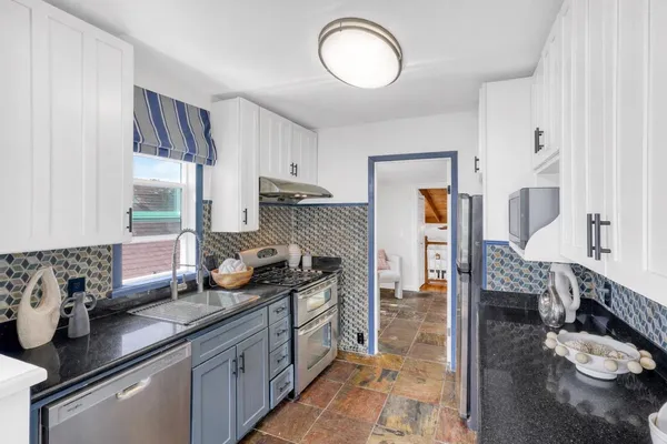 $1,198,000 | 446 Nevada Street, San Francisco, CA 94110