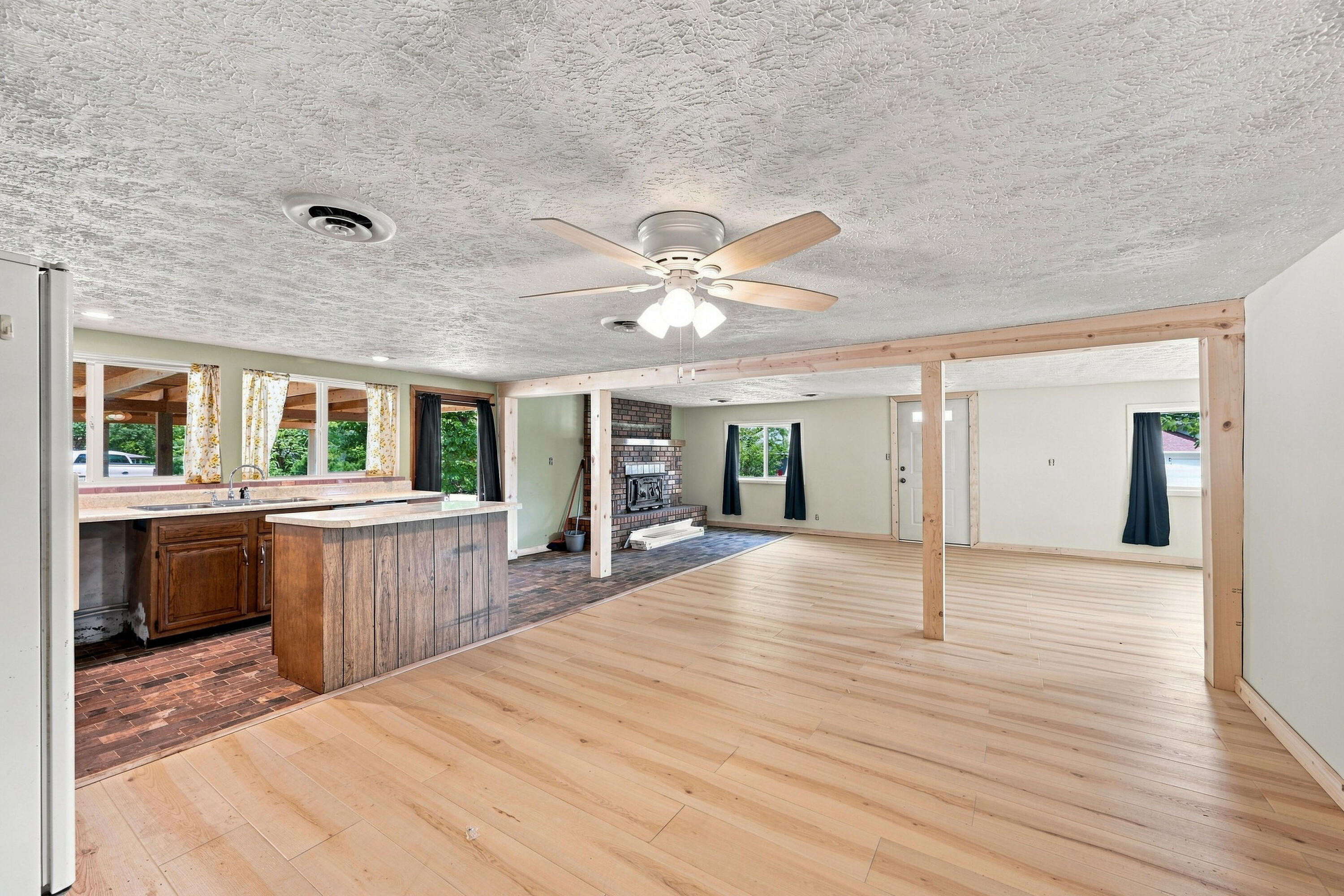 3300 County Farm Road Cassville, MO 65625 - Photo 10 of 41 DSC_0257