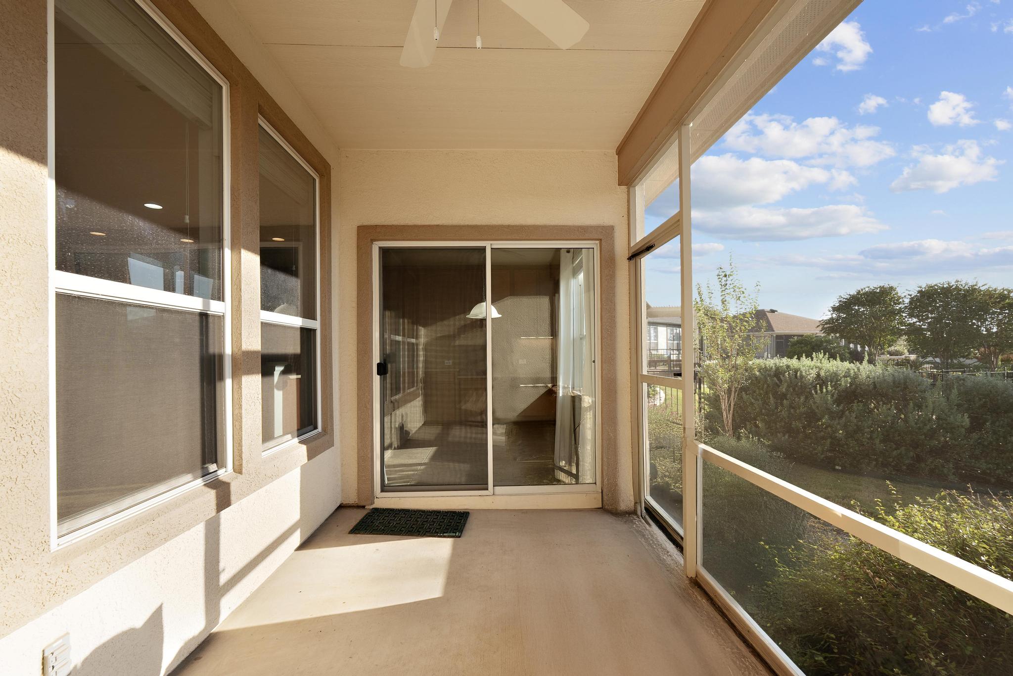 136 Prairie Creek Trail Georgetown, TX 78633 - Photo 21 of 31 a view of balcony with city view