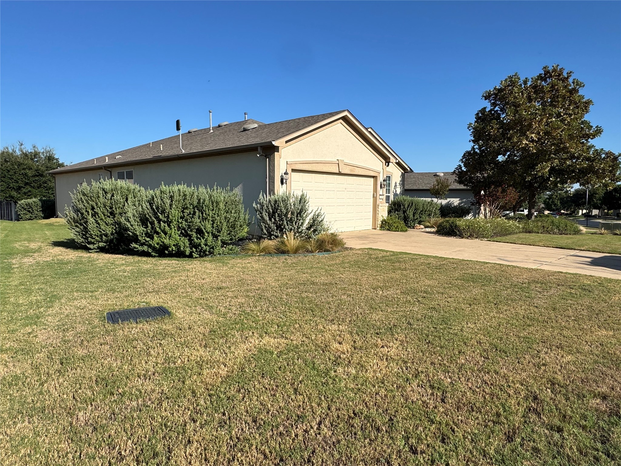 136 Prairie Creek Trail Georgetown, TX 78633 - Photo 31 of 31 a view of a house with a yard