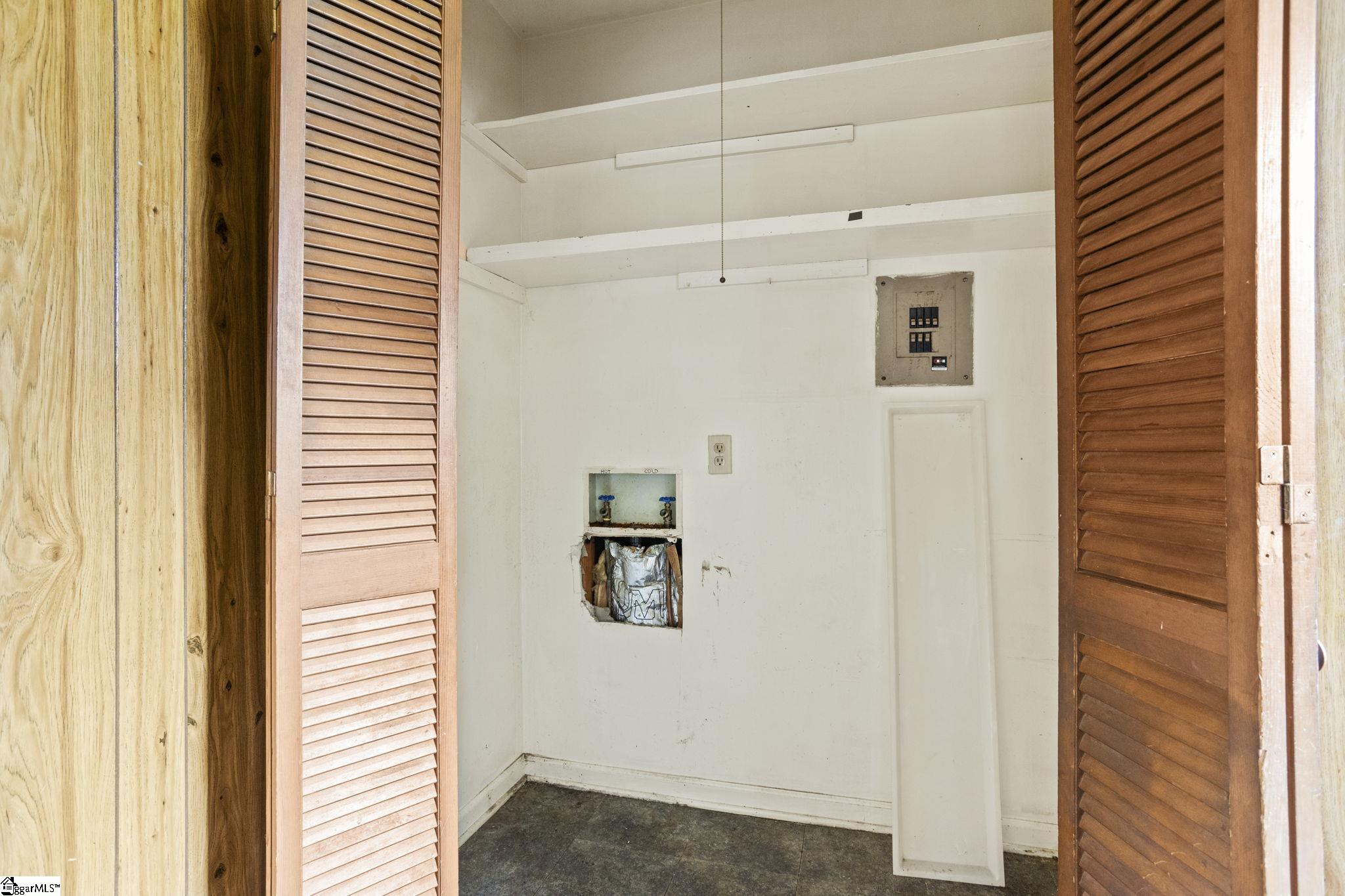 105 Meadowbrook Drive Fountain Inn, SC 29644 - Photo 6 of 16 Gallery Image 6