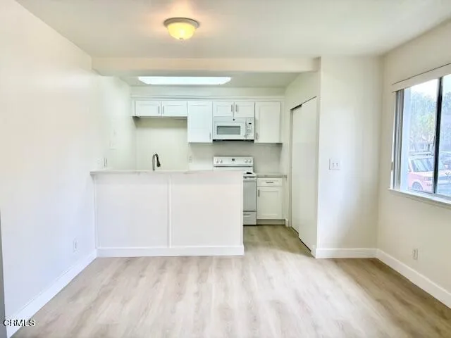 $2,300 | 2612 Anchor Avenue, Port Hueneme, CA 93041