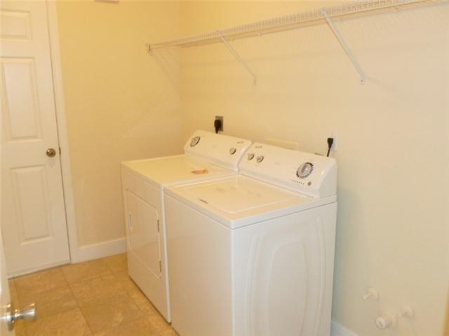 874 Southwest Commonwealth Road Port St. Lucie, FL 34953 - Photo 8 of 15 Laundry Room