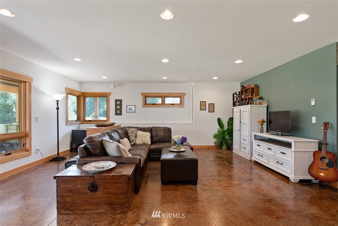 7525 Hickory Ridge Lane Ferndale, WA 98248 - Photo 13 of 32 Gallery Image 13