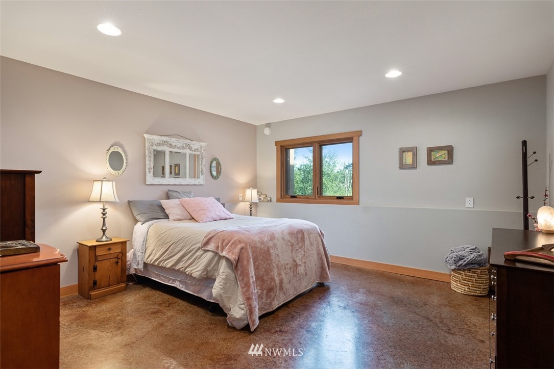 7525 Hickory Ridge Lane Ferndale, WA 98248 - Photo 15 of 32 Gallery Image 15