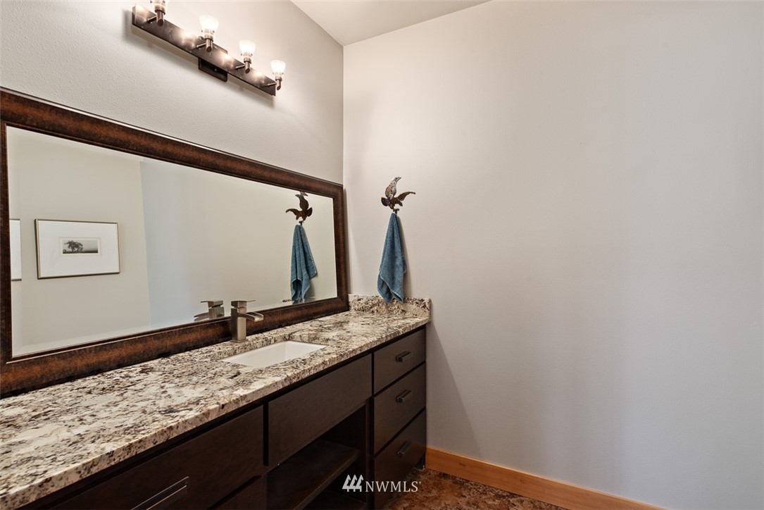 7525 Hickory Ridge Lane Ferndale, WA 98248 - Photo 16 of 32 Gallery Image 16