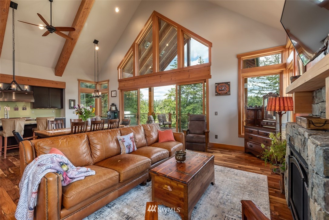 7525 Hickory Ridge Lane Ferndale, WA 98248 - Photo 6 of 32 Gallery Image 6