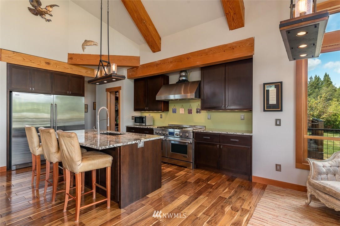 7525 Hickory Ridge Lane Ferndale, WA 98248 - Photo 8 of 32 Gallery Image 8