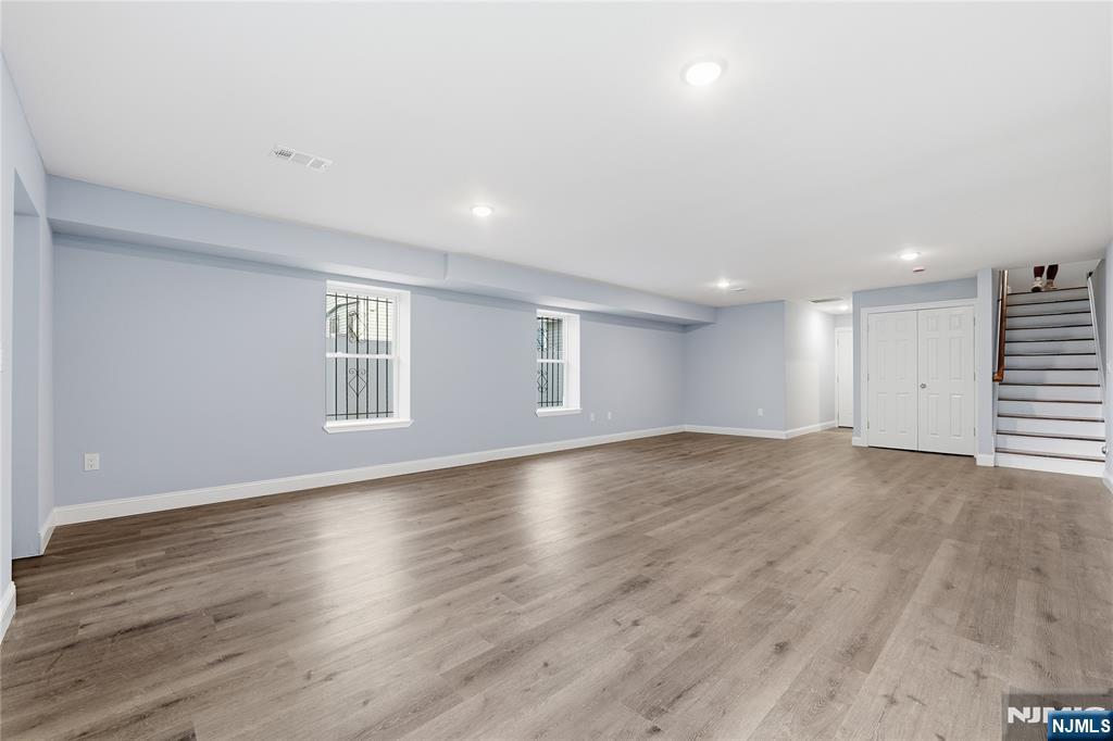 23 Edwin Place Newark, NJ 07112 - Photo 26 of 32