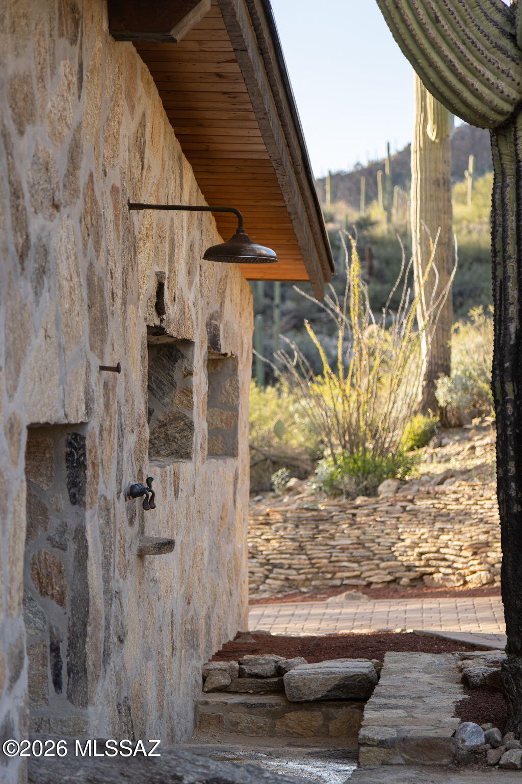 6550 North Rattlesnake Canyon Road Tucson, AZ 85750 - Photo 28 of 51 Outdoor Shower