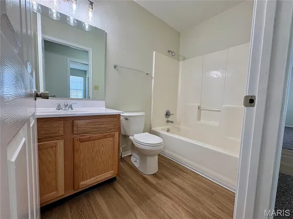 $189,900 | 816 Trade Winds Drive, Perryville, MO 63775