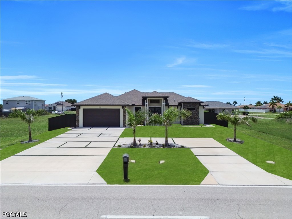 1128 Nelson Road North Cape Coral, FL 33993 - Photo 4 of 22 a view of a basket ball ground