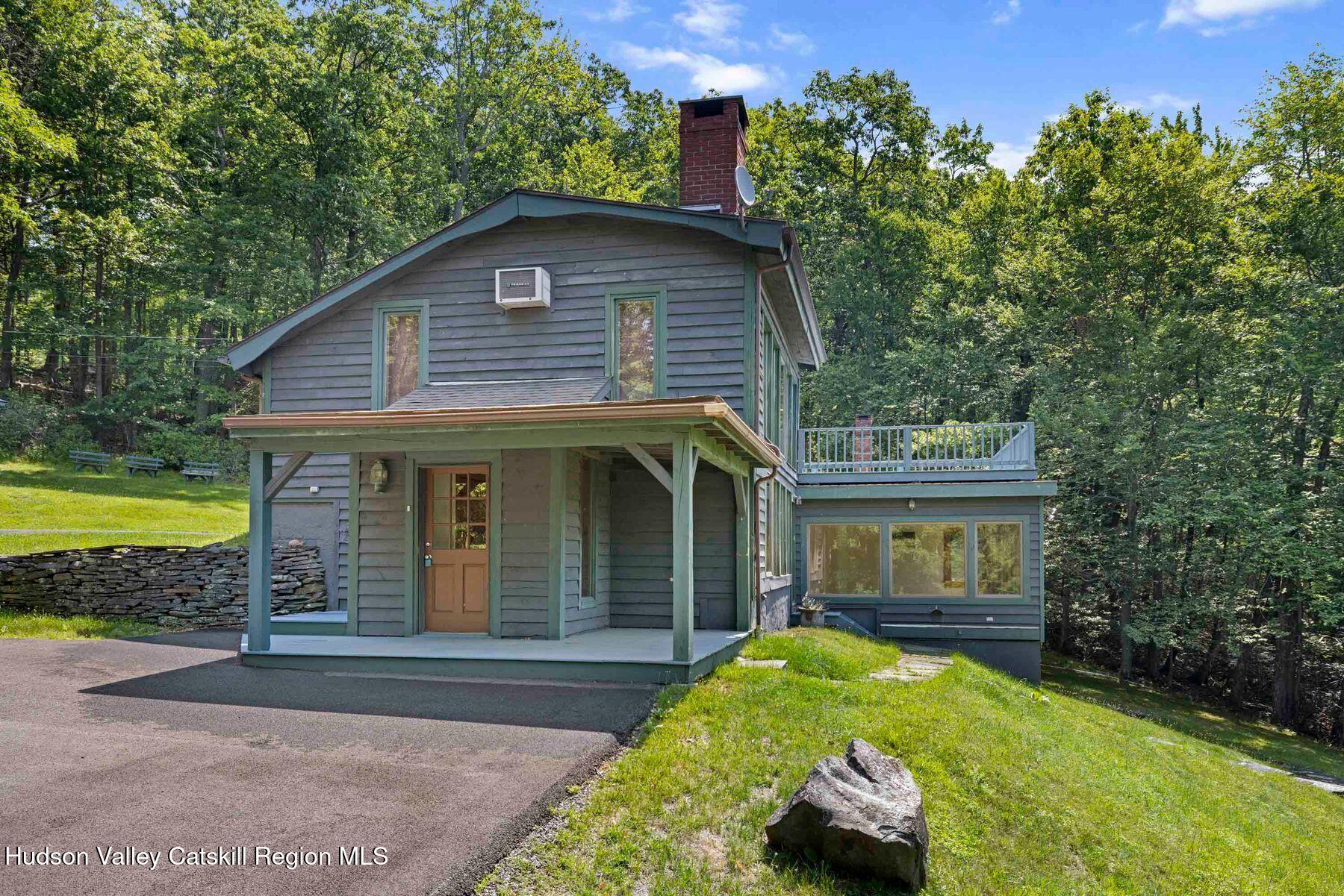 376 Abbey Road Mount Tremper, NY 12457 - Photo 4 of 37 photo_online_066