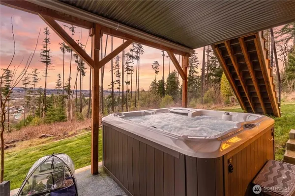 $675,000 | 120 Tillicum Drive, Chehalis, WA 98532