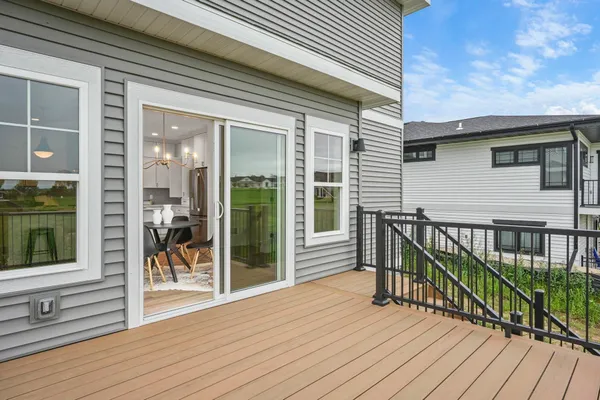 $700,000 | 826 Capitol Drive, Dane, WI 53529