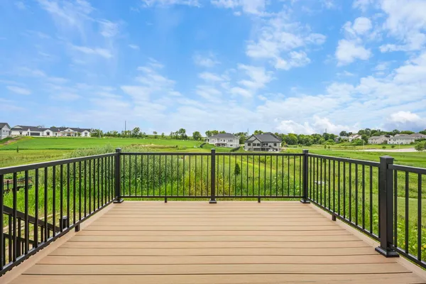 $700,000 | 826 Capitol Drive, Dane, WI 53529