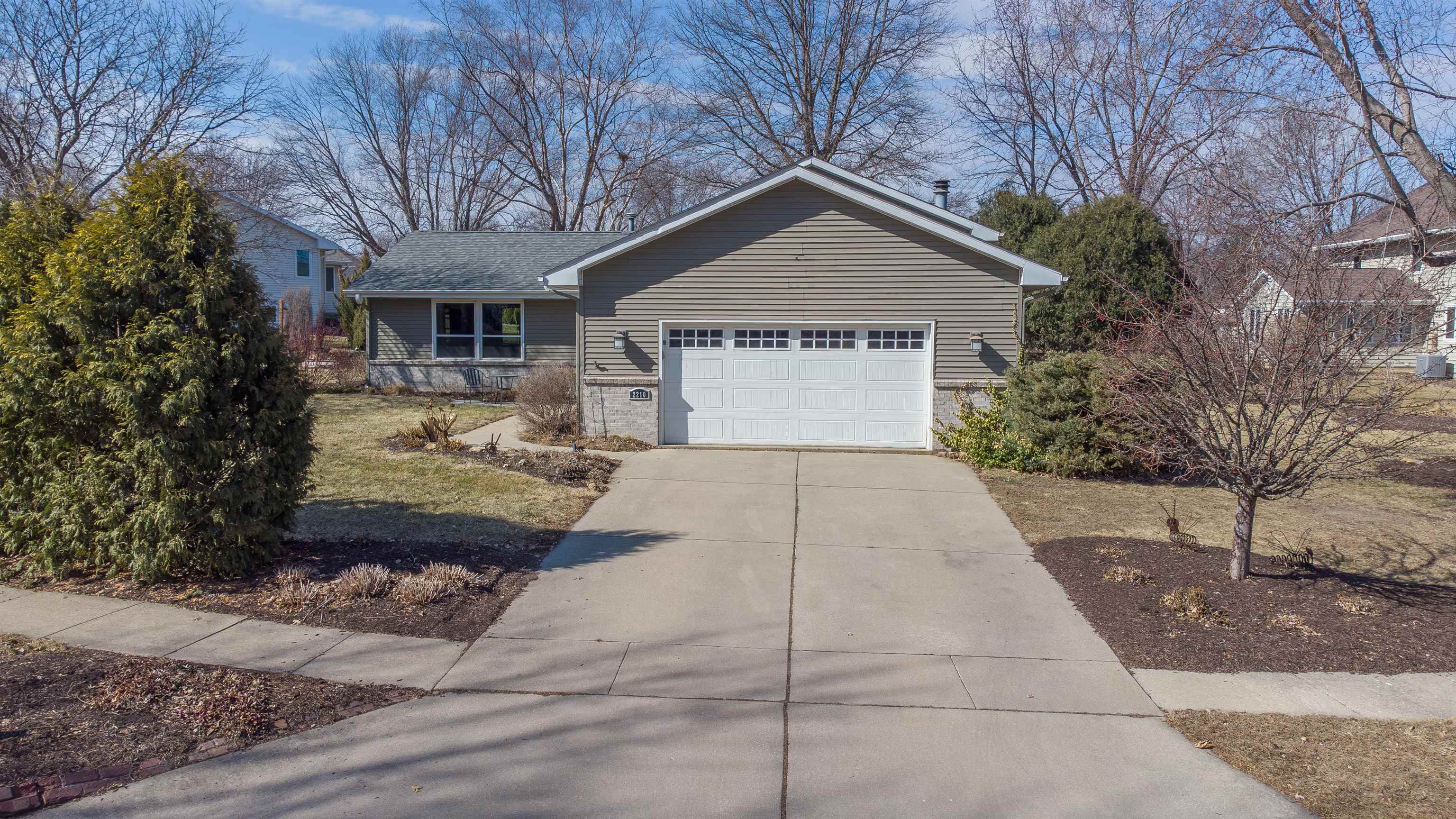 2210 Country Court Freeport, IL 61032 - Photo 40 of 41