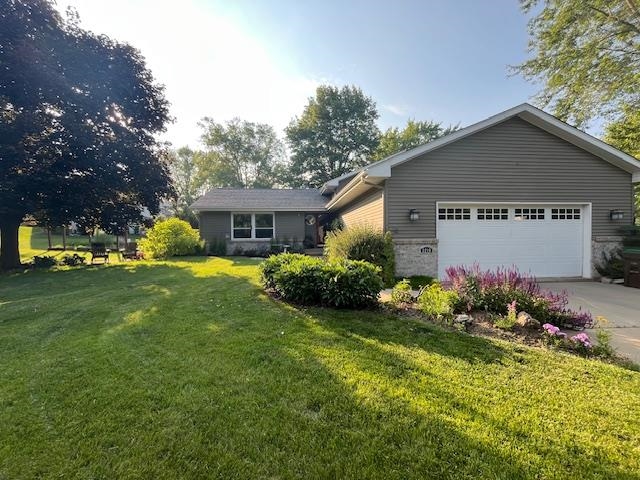 2210 Country Court Freeport, IL 61032 - Photo 41 of 41