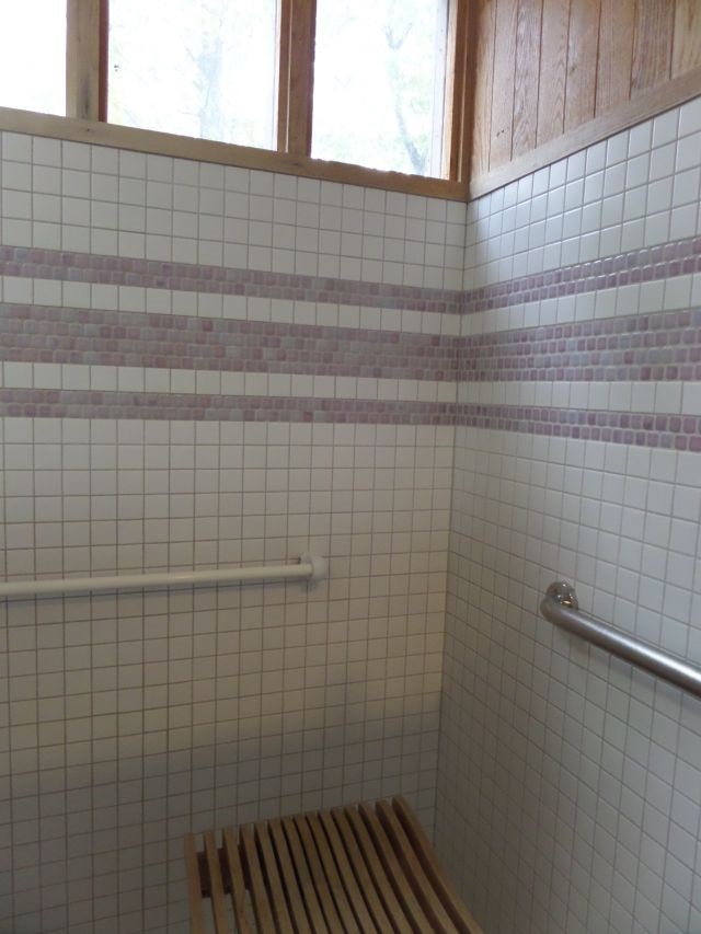 2851 Holiday Pines Road Traverse City, MI 49686 - Photo 18 of 24 1854952-17.JPG
