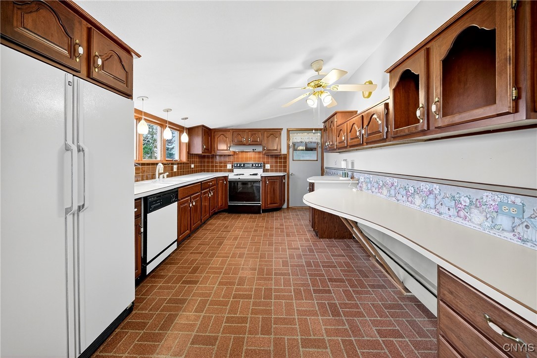 7364 Collamer Road Manlius, NY 13057 - Photo 17 of 39