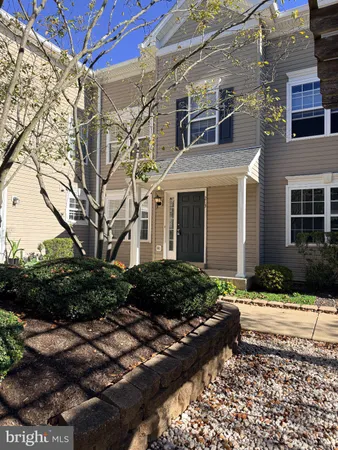$2,095 | 213 Fulgens Court, Unit 224, Warrington, PA 18976