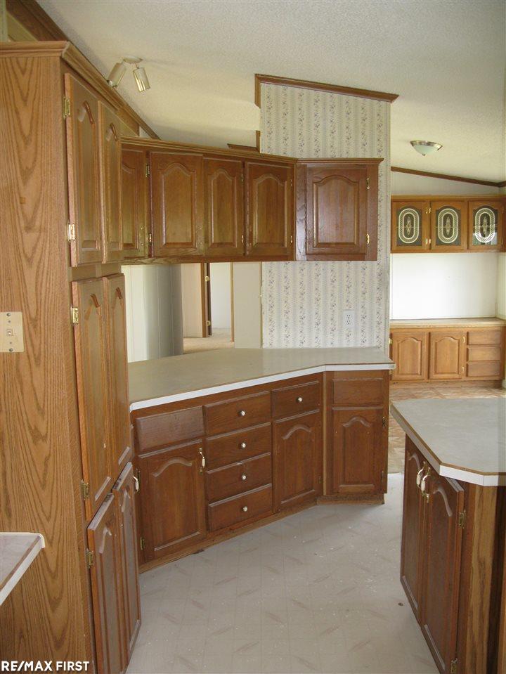 646 Capac Road Allenton, MI 48002 - Photo 22 of 35