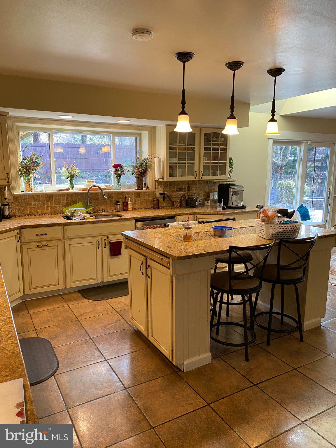 1328 Mettler Road Huntingdon Valley, PA 19006 - Photo 12 of 51