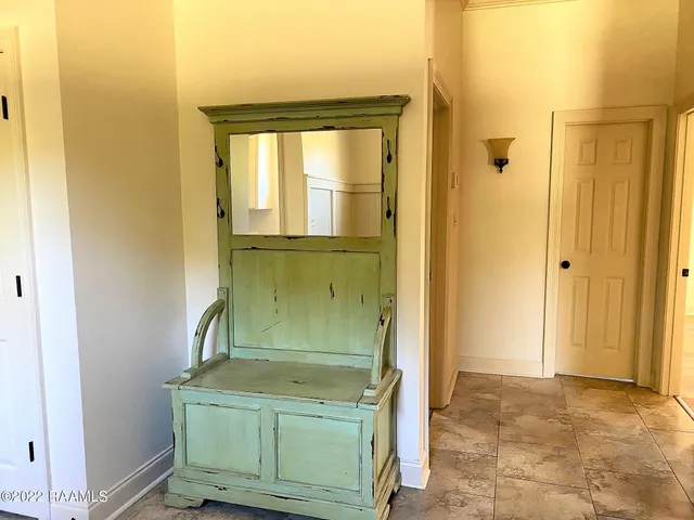 $2,000 | 111 Hallmark Avenue, Lafayette, LA 70508