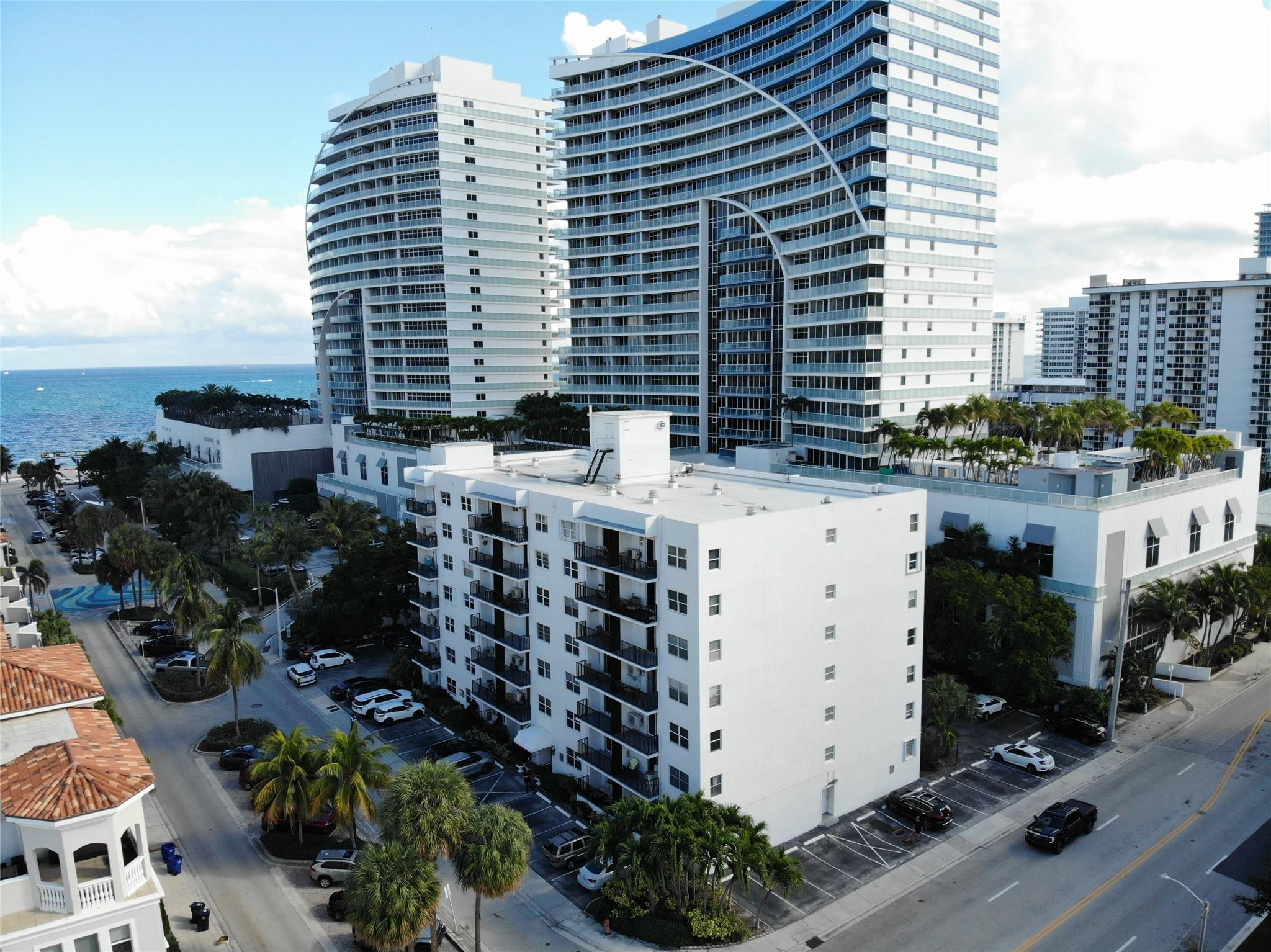 3000 Riomar Street, Unit 406 Fort Lauderdale, FL 33304 - Photo 25 of 27 Photo 26