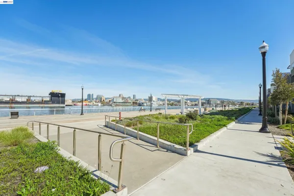 $749,000 | 2870 Derbyline Lane, Alameda, CA 94501