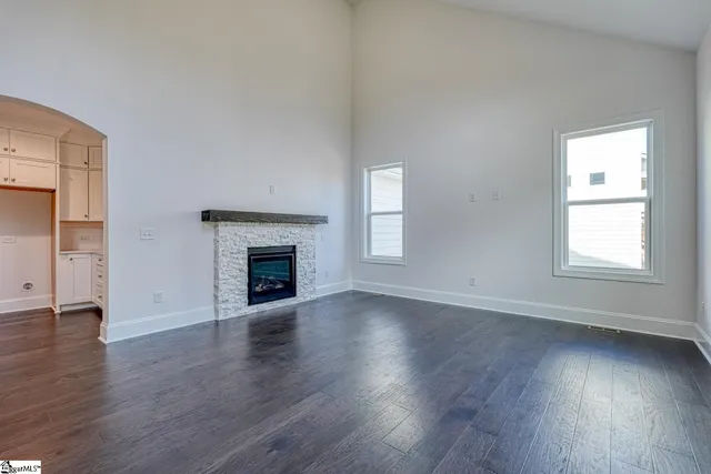 $1,199,999 | 763 Enoree River Place, Greer, SC 29651