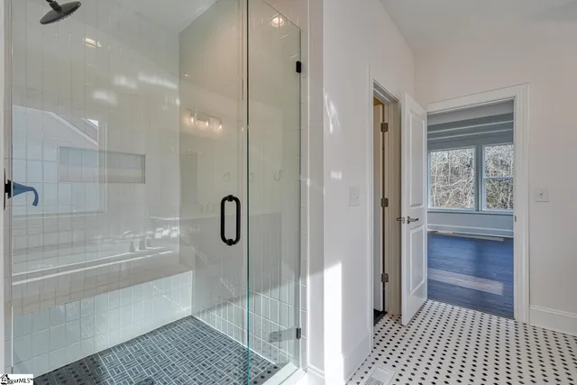 $1,199,999 | 763 Enoree River Place, Greer, SC 29651