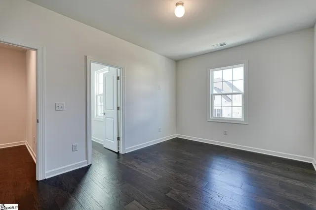 $1,199,999 | 763 Enoree River Place, Greer, SC 29651