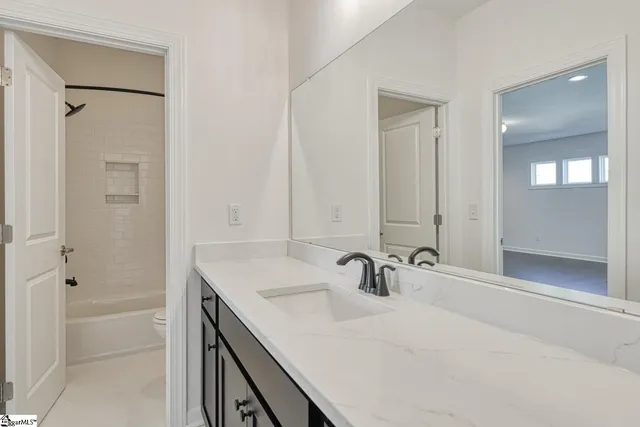 $1,199,999 | 763 Enoree River Place, Greer, SC 29651