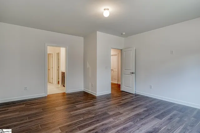 $1,199,999 | 763 Enoree River Place, Greer, SC 29651