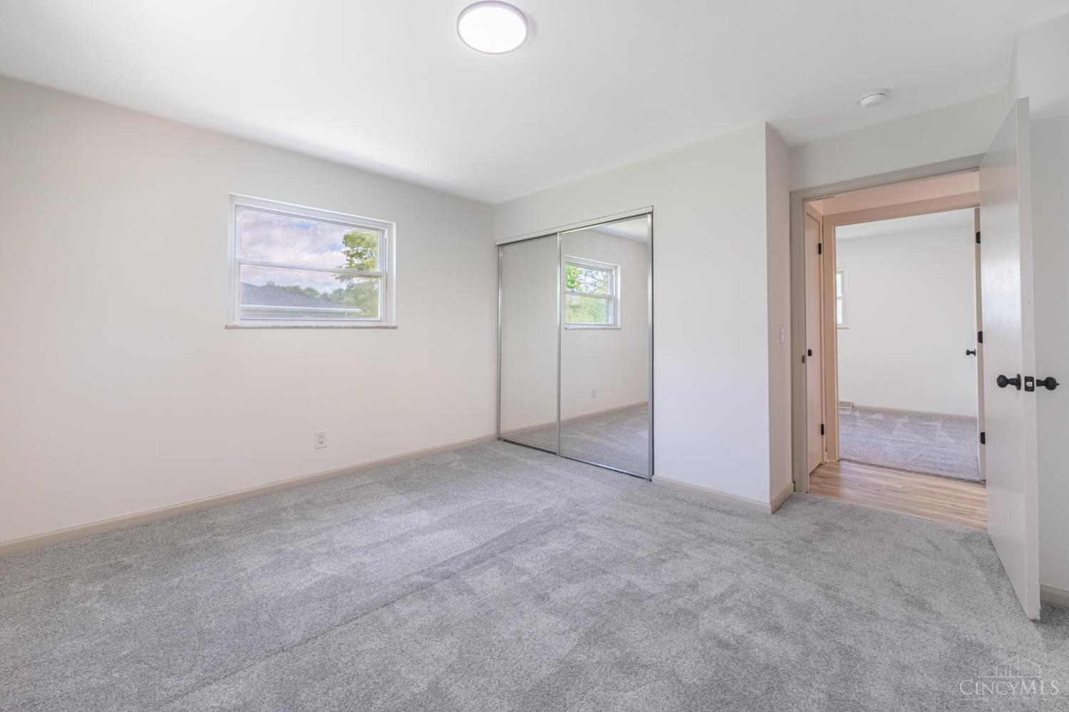 5407 Race Road Cincinnati, OH 45247 - Photo 19 of 34 Gallery Image 19