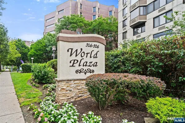 $360,000 | 326 Prospect Avenue, Unit 12A, Hackensack, NJ 07601