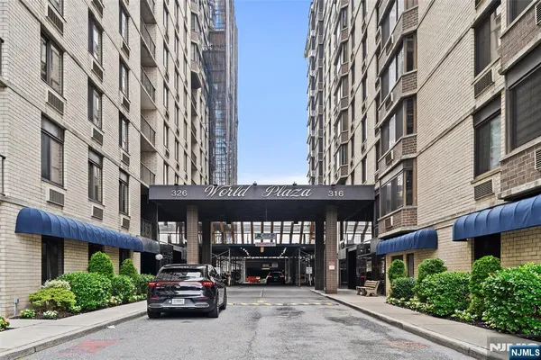 $360,000 | 326 Prospect Avenue, Unit 12A, Hackensack, NJ 07601