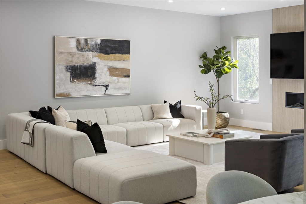 6 Carpenter Road Wayland, MA 01778 - Photo 18 of 42 Gallery Image 18