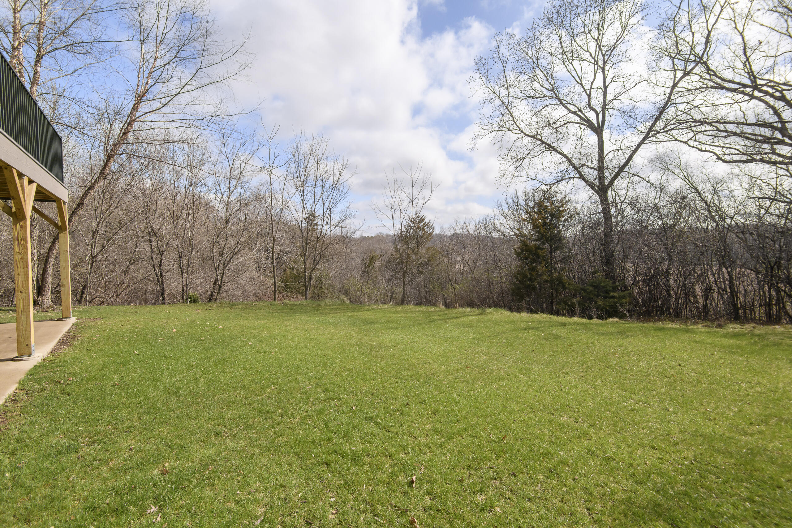 426 Oak Tree Court Hartland, WI 53029 - Photo 11 of 60 426 Oak Tree-6