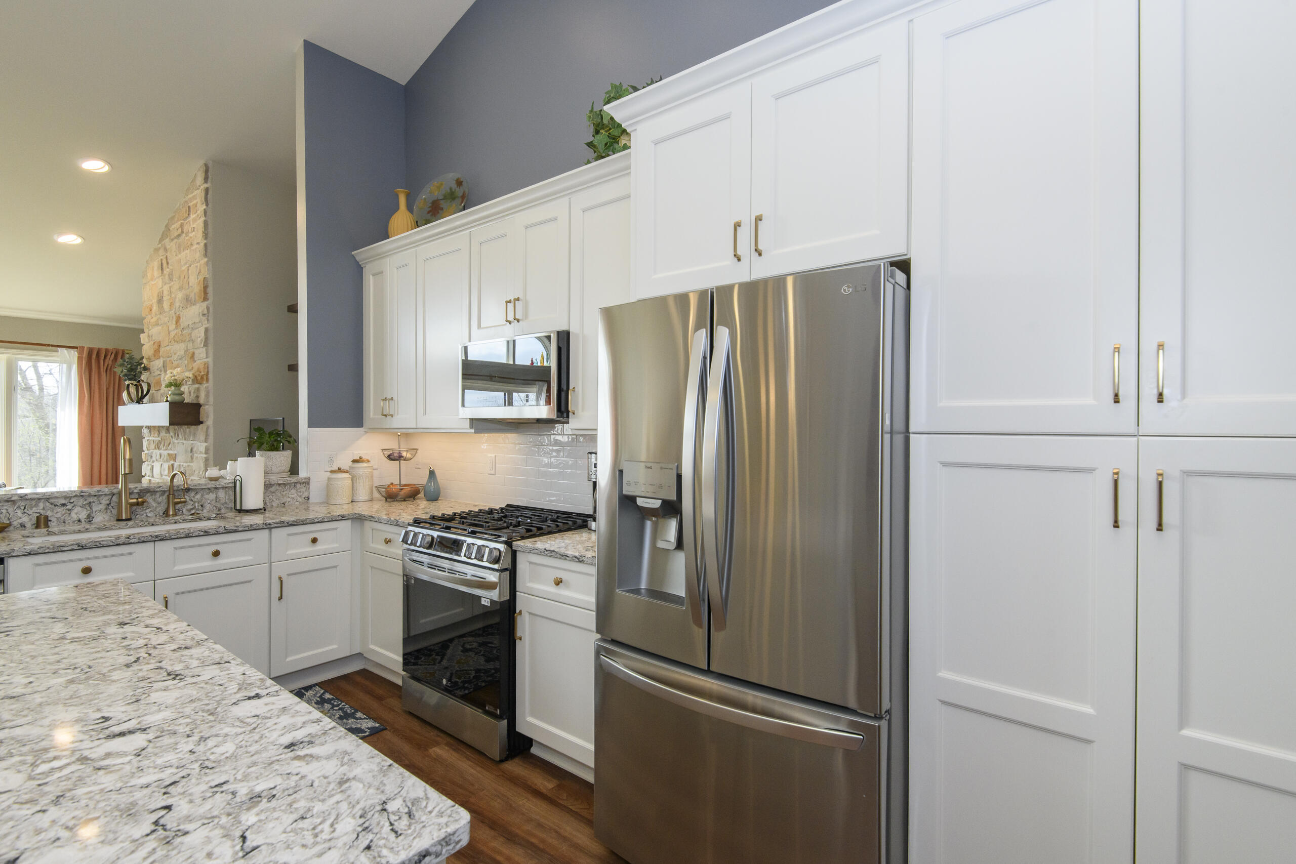 426 Oak Tree Court Hartland, WI 53029 - Photo 21 of 60 426 Oak Tree-16